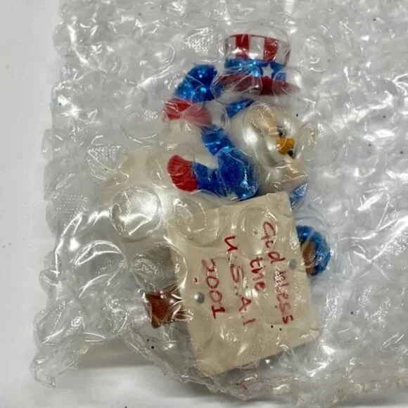 Vintage Christmas Ornament Patriotic Frosty Snowman God‎ Bless USA Hallmark 1999 - Picture 7 of 10